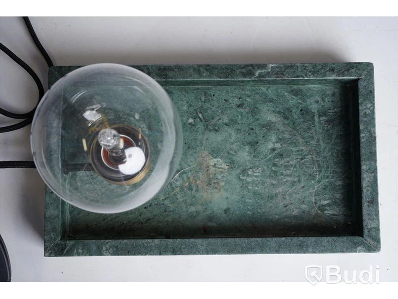 Bordslampa - Watt & VEKE
