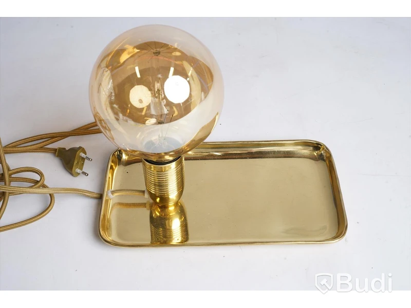 Bordslampa - Watt & VEKE