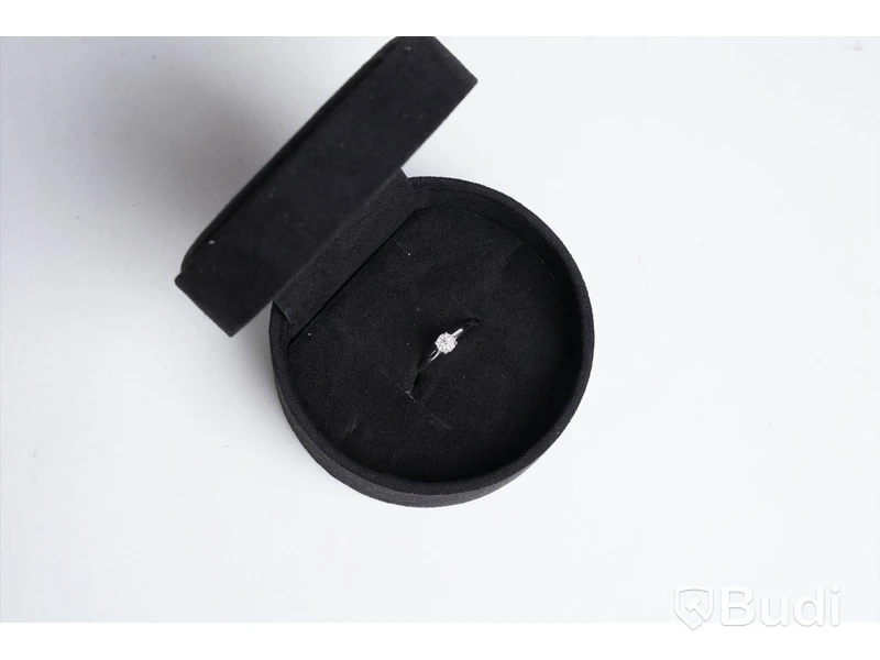 Diamantring - Bague Akna från LARTISAN JOAILLIER