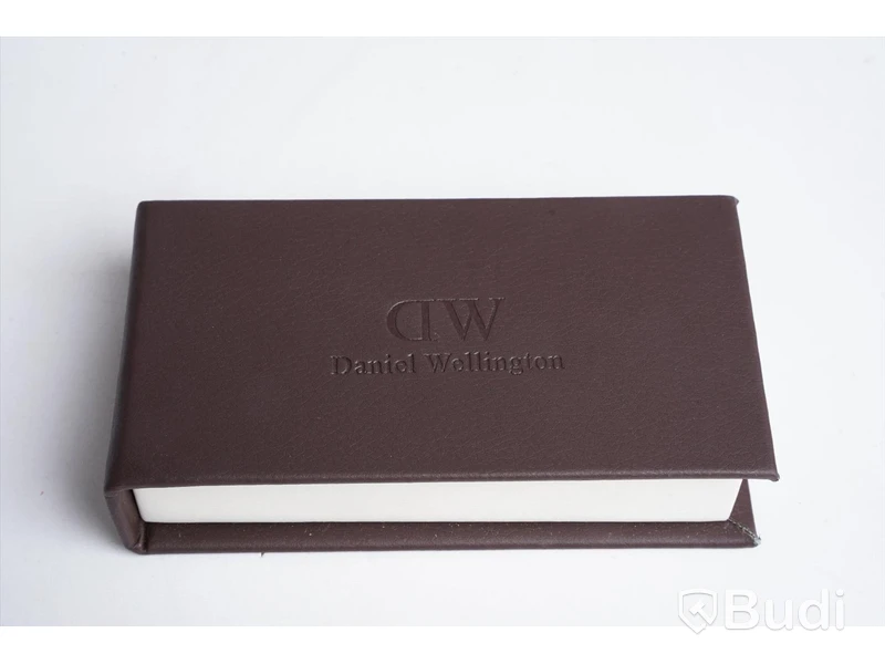 Klocka - Classic Sheffield från Daniel Wellington