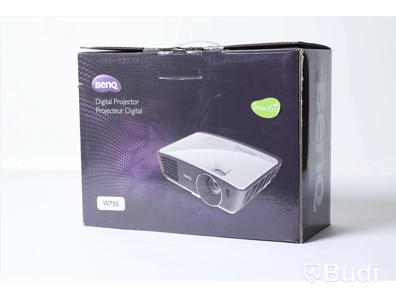 Projektor BenQ W750 - 3D DLP, fjärrkontroll och strömkabel medföljer. Nypris 4 999kr.