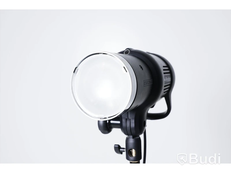 Profoto D1 Air 1000 - Toppmodell för blixtar med stativ.