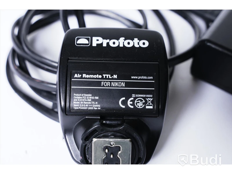Profoto Air Remote TTL-N for Nikon och batteri laddare.