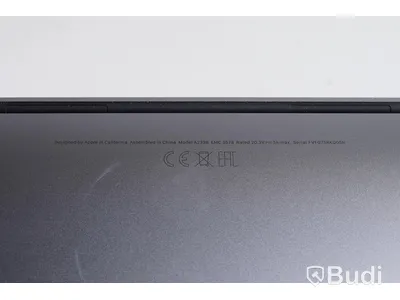MacBook Pro 13 tum, M1 (2020), 16 GB, 251 GB.