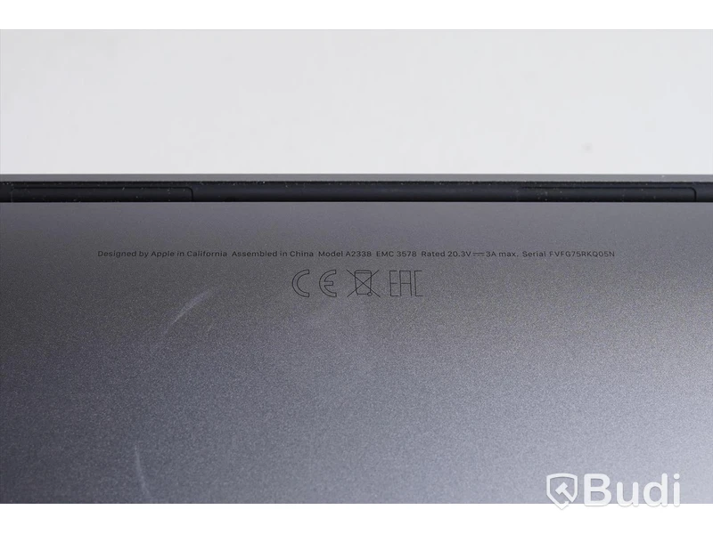 MacBook Pro 13 tum, M1 (2020), 16 GB, 251 GB.