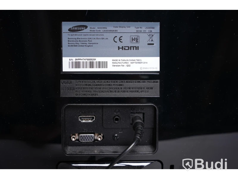 2 st Datorskärmar Voxicon P24FHD och Samsung S22D390Q