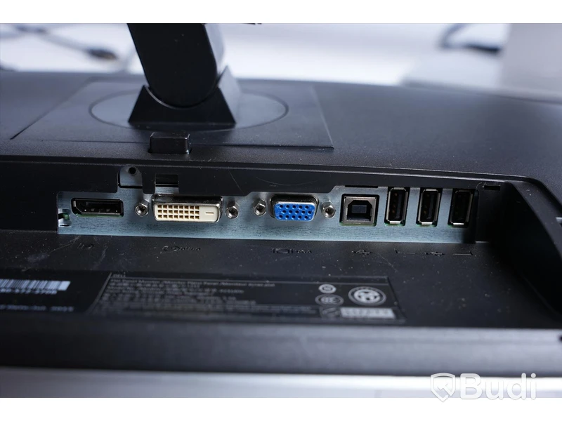2 ST Datorskärmar DELL P2314Hc