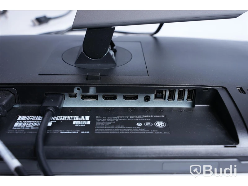 2 ST Olika Datorskärmar DELL U2414Hb, DELL U2412Mb
