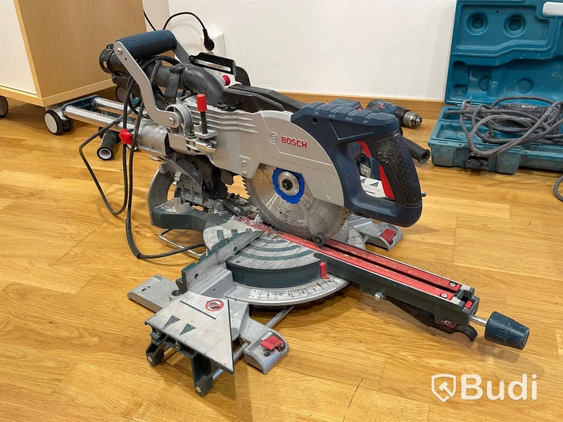 Kap- och grensåg Bosch Blå GCM8SJL
