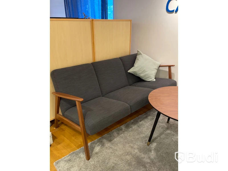 Soffgrupp IKEA - soffa, 2 st fåtöljer, matta och bord