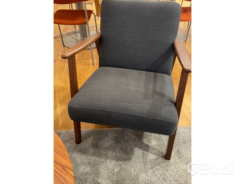 Soffgrupp IKEA - soffa, 2 st fåtöljer, matta och bord