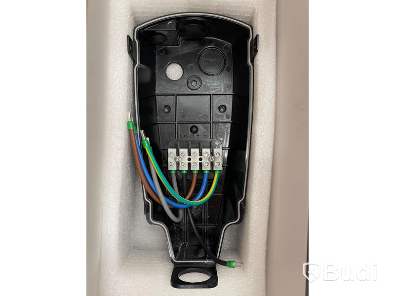 Tesla Wall connector 32A three phase laddbox