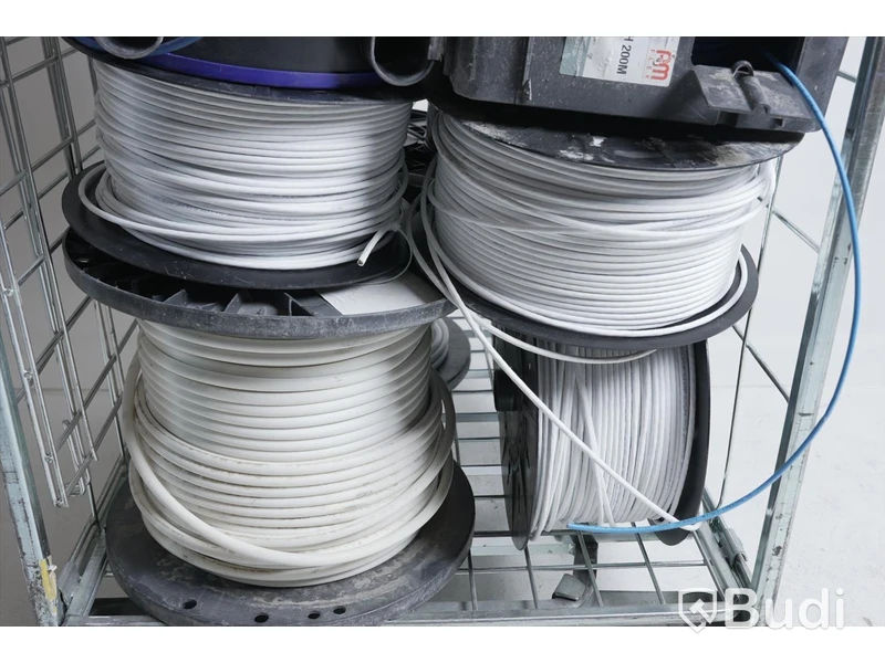 Diverse kabel