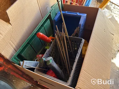 20-fots container med innehåll (bygg)