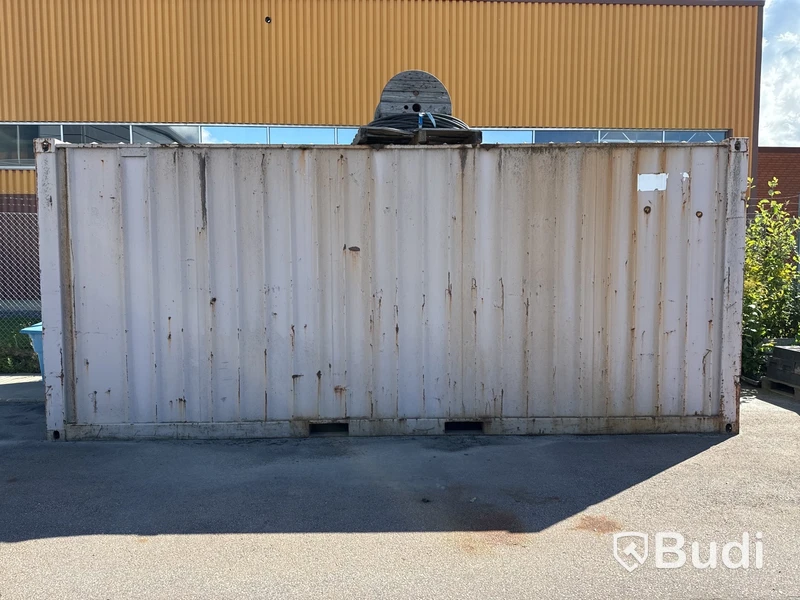 20-fots container med innehåll (bygg)