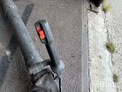 Lövblås Husqvarna 356BT