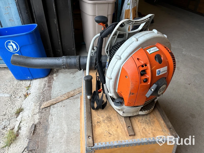 Lövblås Stihl BR 700