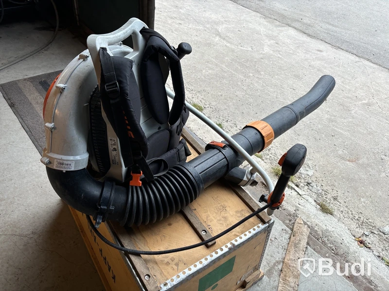 Lövblås Stihl BR 700