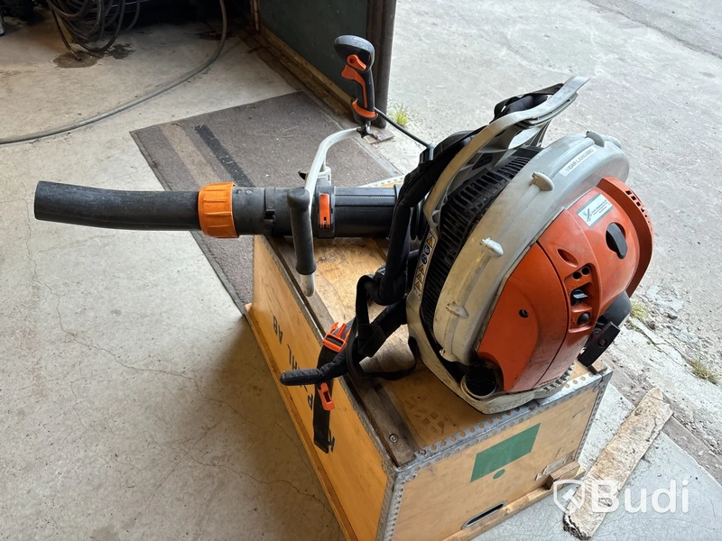 Lövblås Stihl BR 700