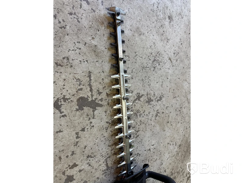 Häcksax - Hitachi CH 22ECP2