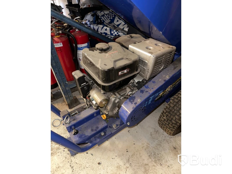 Flismaskin - Bonnet Wood Chipper 900E