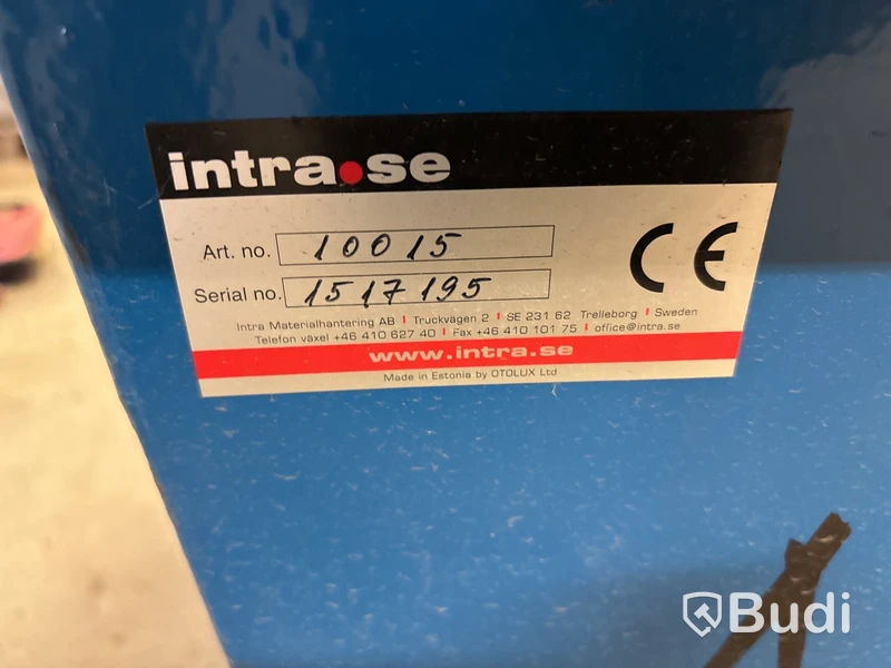Tippcontainer med absorberingsmedel.