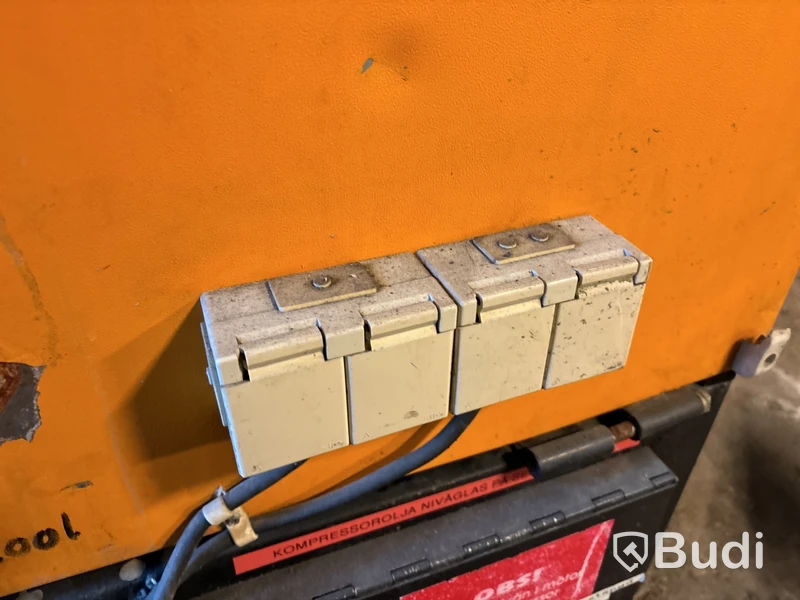 Kompressor med elverk Ingersoll Rand P130G, -1997