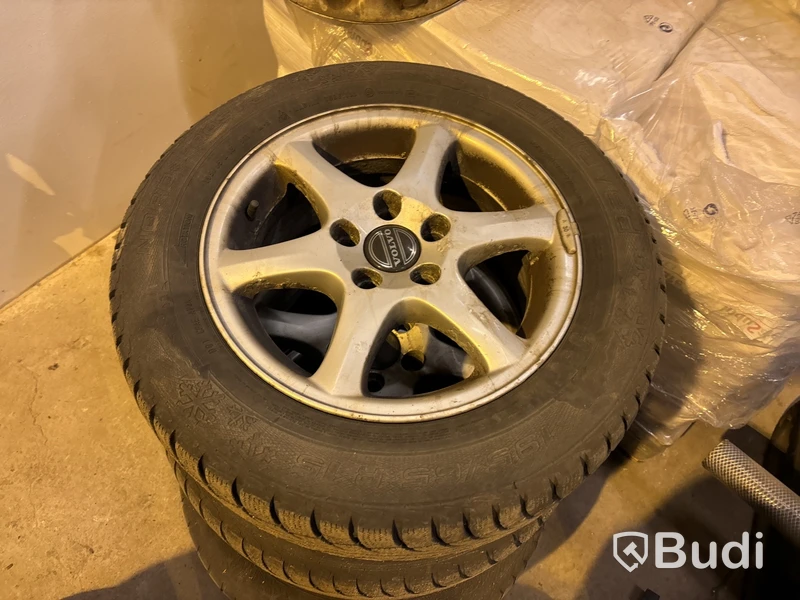 4 st vinterhjul till Volvo