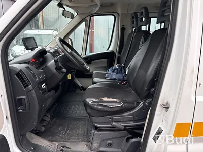Flakbil med dubbelhytt Peugeot Boxer 335 2.0 BlueHDI Chassi (163hk), -2018