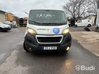 Flakbil med dubbelhytt Peugeot Boxer 335 2.0 BlueHDI Chassi (163hk), -2018