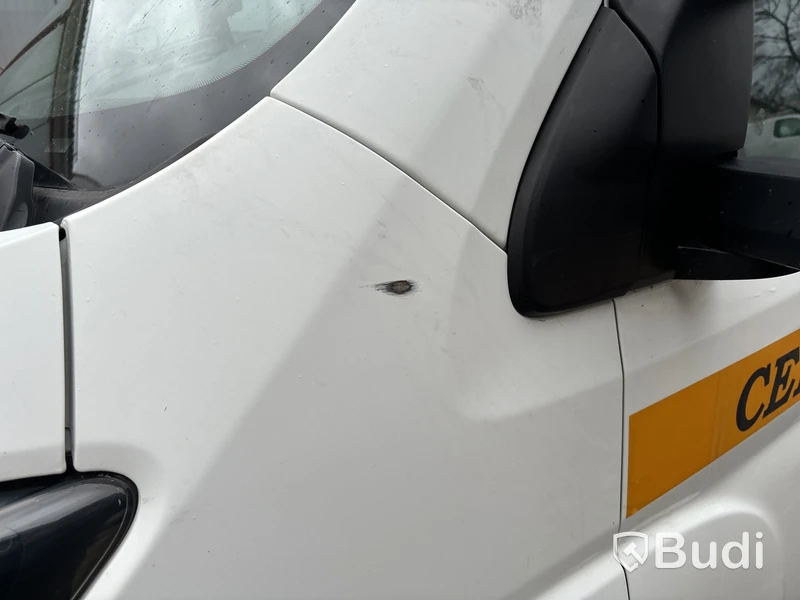 Flakbil med dubbelhytt Peugeot Boxer 335 2.0 BlueHDI Chassi (163hk), -2018