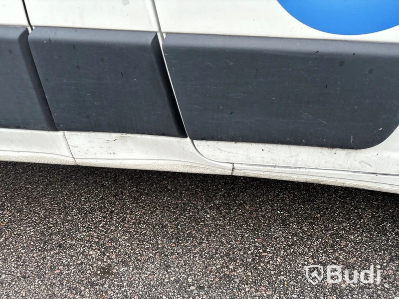 Flakbil med dubbelhytt Peugeot Boxer 335 2.0 BlueHDI Chassi (163hk), -2018