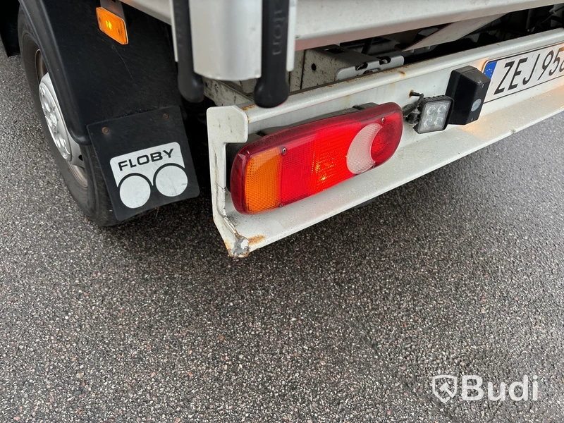 Flakbil med dubbelhytt Peugeot Boxer 335 2.0 BlueHDI Chassi (163hk), -2018