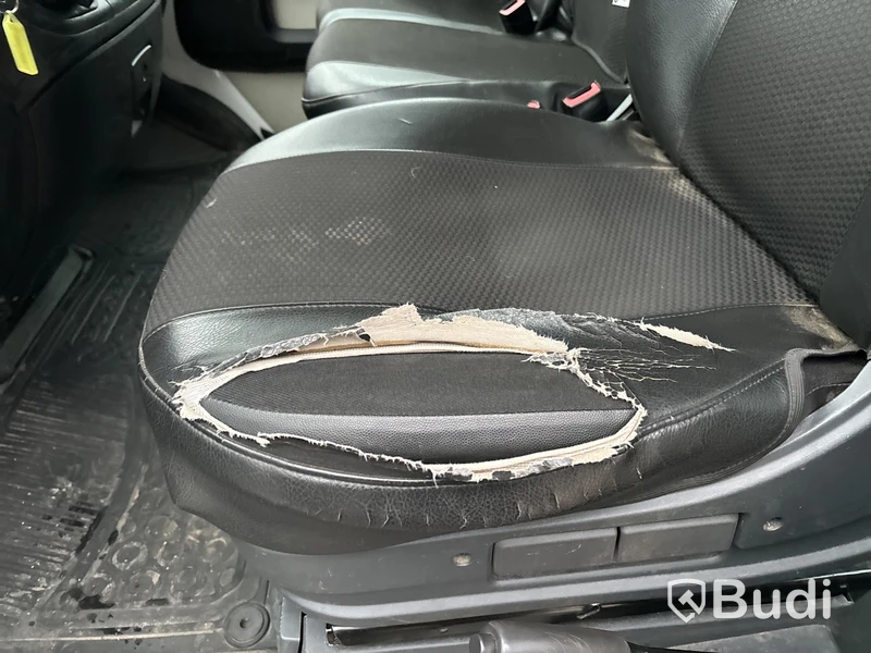 Flakbil med dubbelhytt Peugeot Boxer 335 2.0 BlueHDI Chassi (163hk), -2018