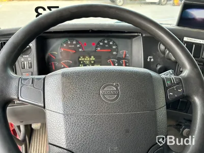 Lastväxlare VOLVO FM 420 6x2 med maskinflak, -2010 | Hiab 20T | VBG
