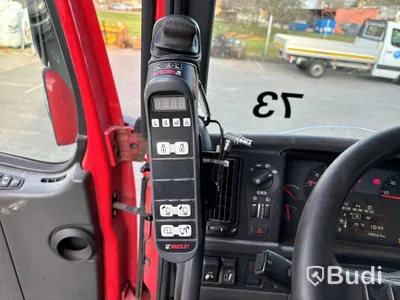 Lastväxlare VOLVO FM 420 6x2 med maskinflak, -2010 | Hiab 20T | VBG