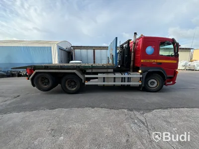 Lastväxlare VOLVO FM 420 6x2 med maskinflak, -2010 | Hiab 20T | VBG