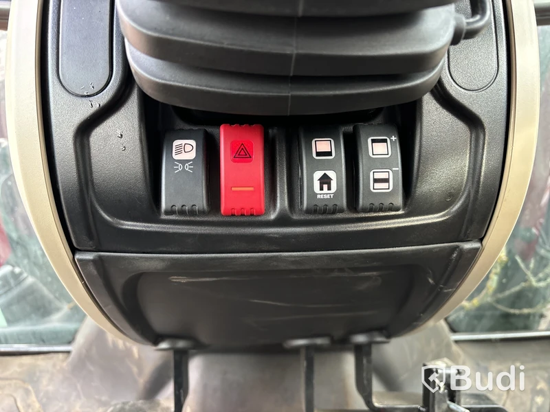 Massey Ferguson 4709, -2020