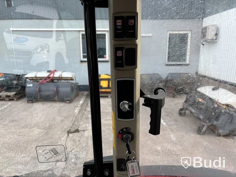 Massey Ferguson 4709, -2020