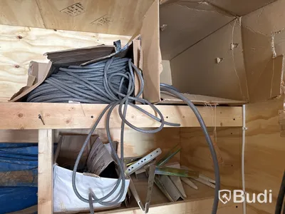 20 fots isolerad container med säkerhetsdörr | inkl. Innehåll