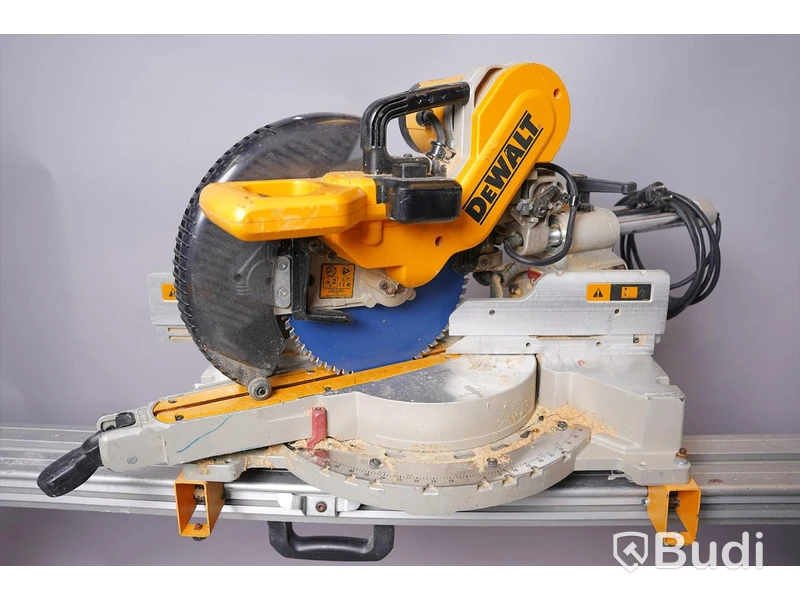 Kap - och Gersåg med sågbänk -DeWalt DW717XPS