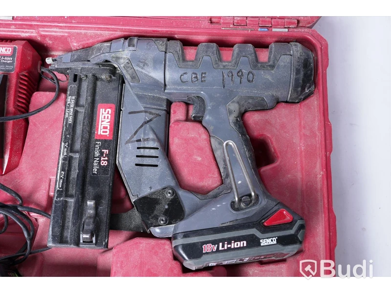 Senco F-18 Dyckertpistol med batteri och laddare
