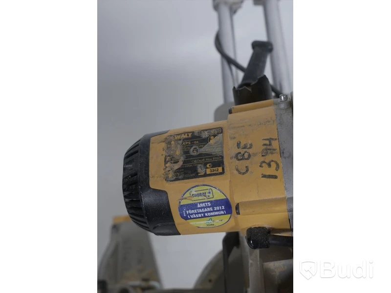 Dewalt Kap och gersåg med sågbänk