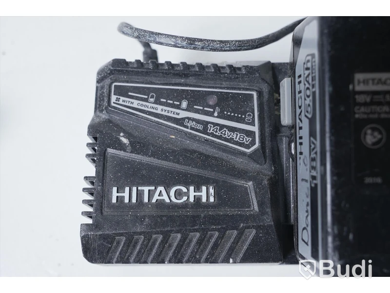 3st batterier samt laddare - Hitachi