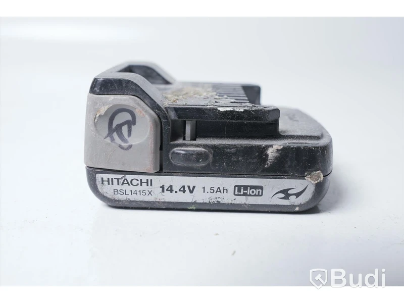 3st batterier samt laddare - Hitachi
