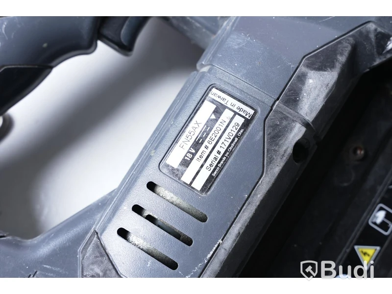 Dyckertpistol - Senco Fusion F18 med 3st batterier, laddare och förvaringslåda.