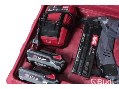 Dyckertpistol - Senco Fusion F18 med 3st batterier, laddare och förvaringslåda.