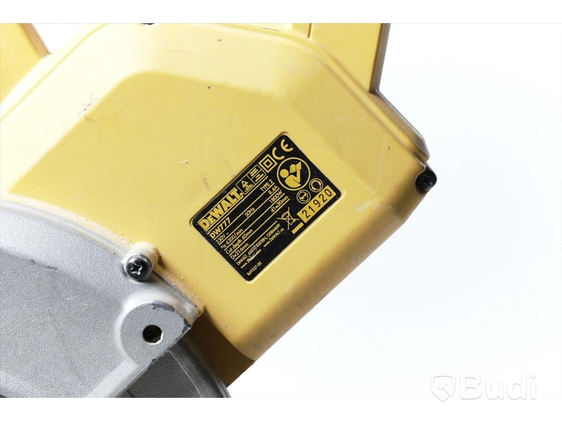 Kap- och gersåg - Dewalt DW777 med sågbänk.