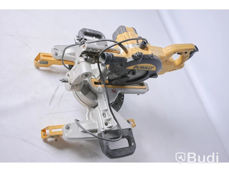 Dewalt DWS774-QS Kap- och Gersåg