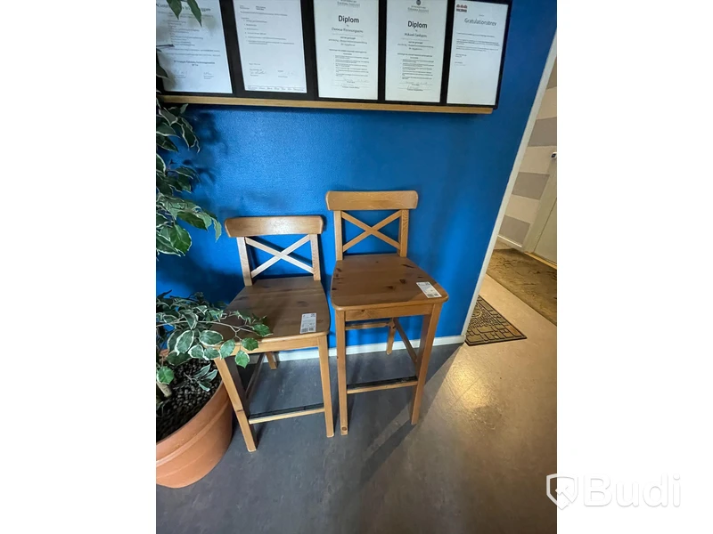 2st höga stolar